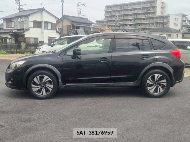 Subaru XV 2013-01 8223405-16