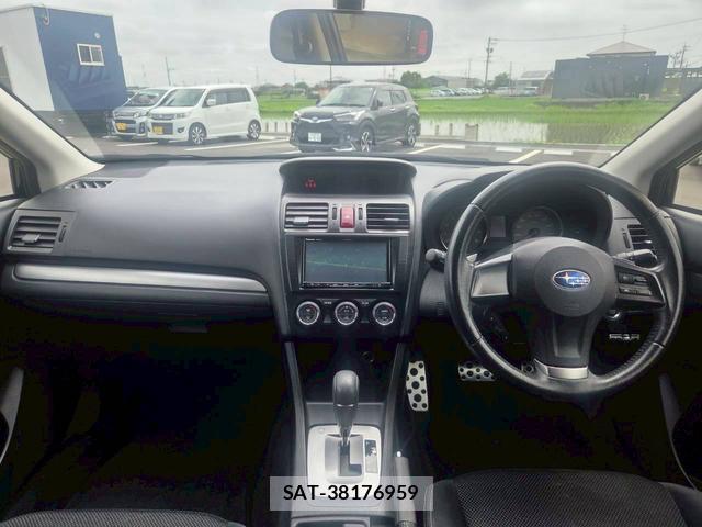 Subaru XV 2013-01 8223405-7