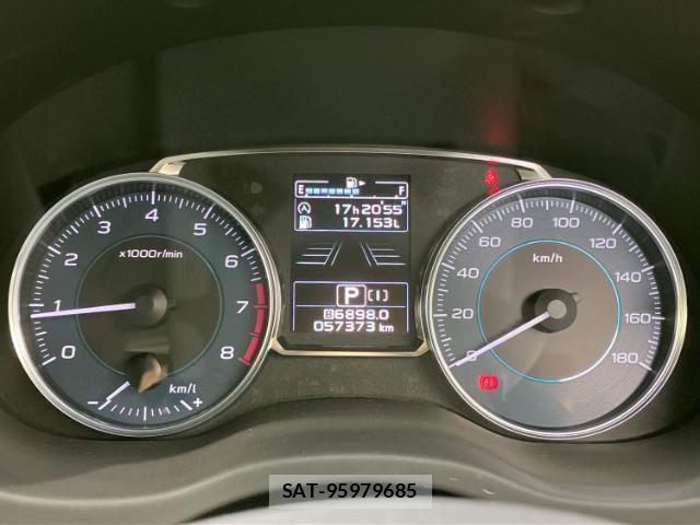 Subaru XV 2016-02 8225226-12