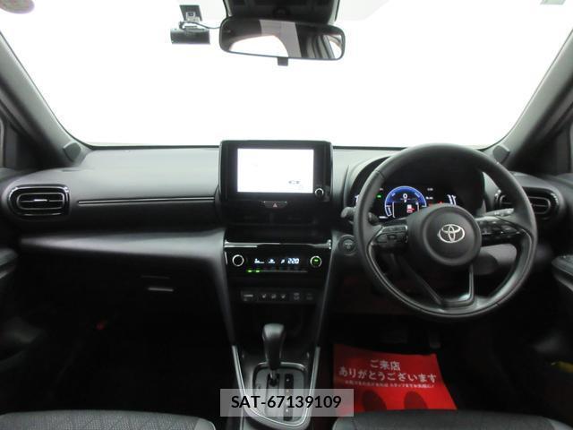 Toyota YARIS CROSS 2025-10 8216707-9