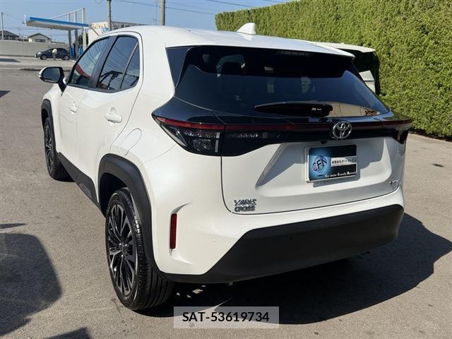 Toyota YARIS CROSS 2025-07 8216768-9