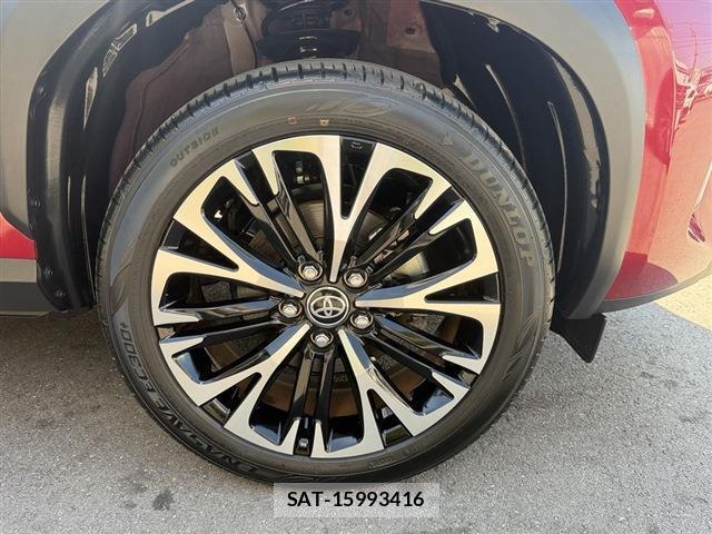 Toyota YARIS CROSS 2024-12 8216769-13