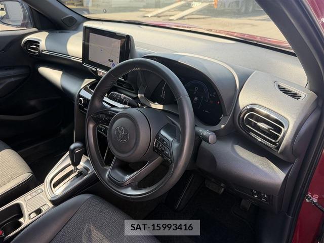 Toyota YARIS CROSS 2024-12 8216769-17