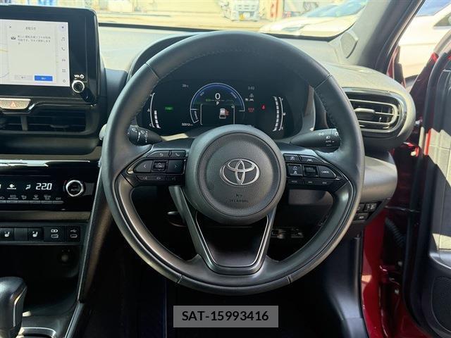 Toyota YARIS CROSS 2024-12 8216769-19