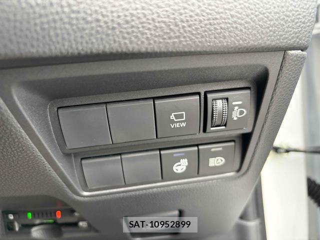 Toyota YARIS CROSS 2023-10 8216846-10