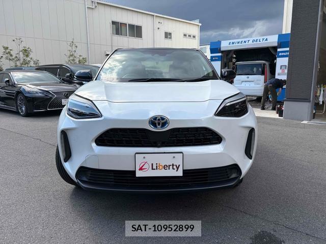 Toyota YARIS CROSS 2023-10 8216846-11