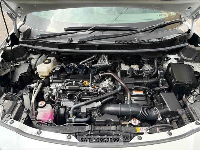 Toyota YARIS CROSS 2023-10 8216846-19