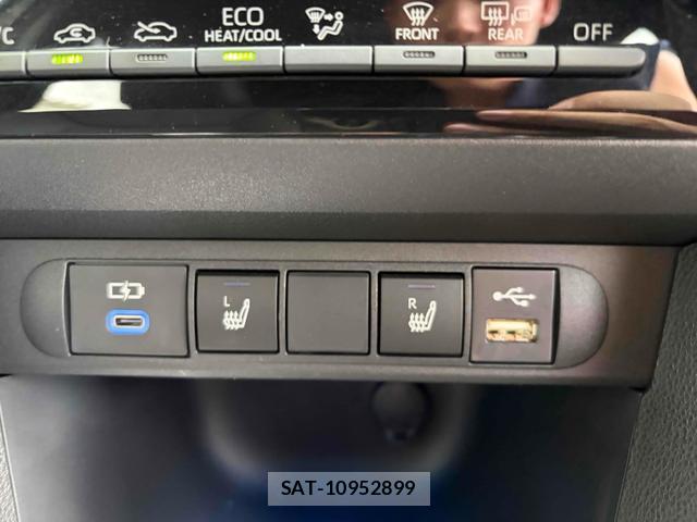 Toyota YARIS CROSS 2023-10 8216846-5