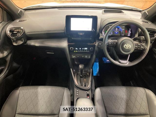 Toyota YARIS CROSS 2025-09 8217290-1