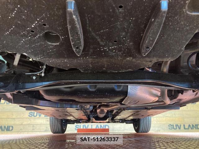 Toyota YARIS CROSS 2025-09 8217290-18