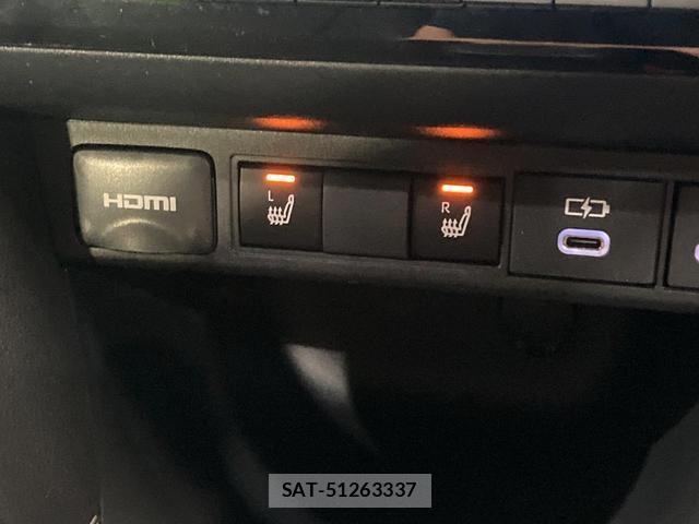 Toyota YARIS CROSS 2025-09 8217290-4