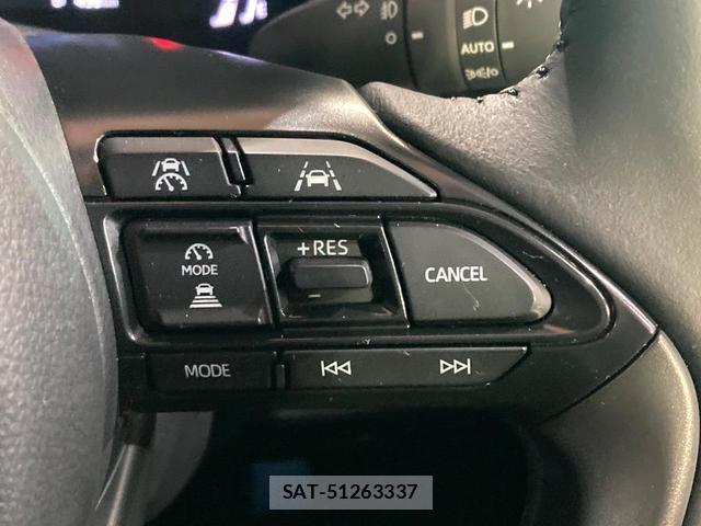 Toyota YARIS CROSS 2025-09 8217290-6