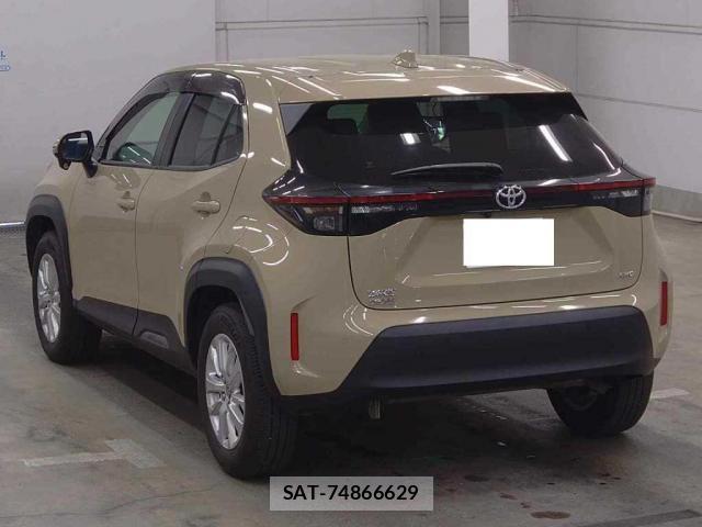 Toyota YARIS CROSS 2023-06 8217390-1