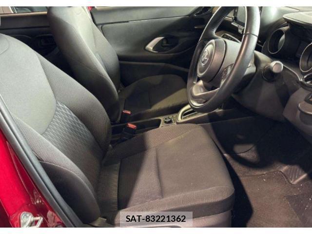 Toyota YARIS CROSS 2021-01 8217444-2