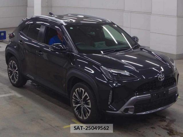 Toyota YARIS CROSS 2023-07 8217813-3