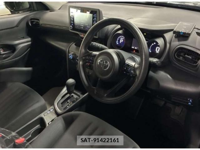 Toyota YARIS CROSS 2023-07 8217963-2