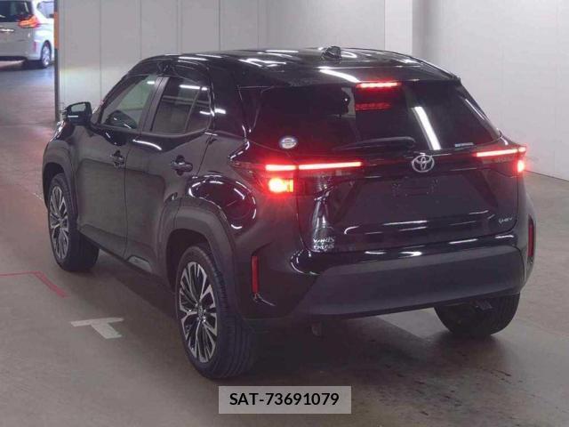 Toyota YARIS CROSS 2024-01 8218042-1