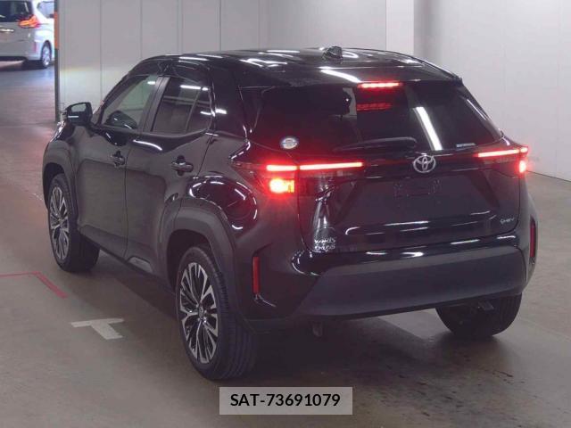 Toyota YARIS CROSS 2024-01 8218042-4