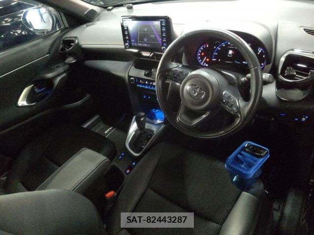 Toyota YARIS CROSS 2023-09 8218118-2
