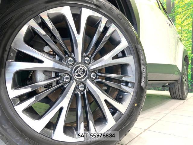 Toyota YARIS CROSS 2021-02 8218311-12