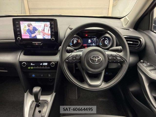 Toyota YARIS CROSS 2023-05 8218840-2