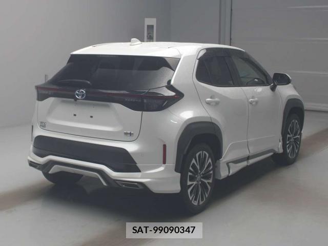 Toyota YARIS CROSS 2023-05 8218841-13