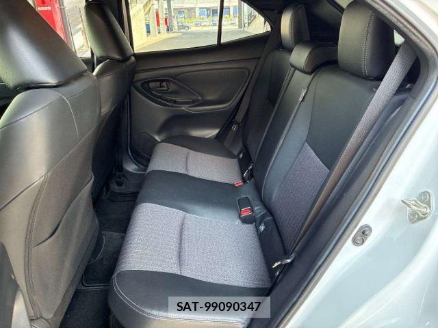 Toyota YARIS CROSS 2023-05 8218841-4