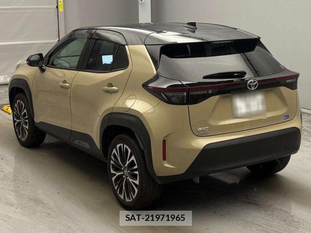 Toyota YARIS CROSS 2025-01 8219010-1