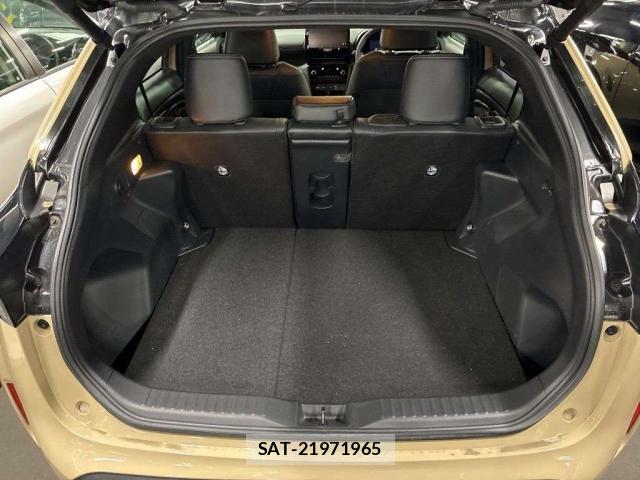 Toyota YARIS CROSS 2025-01 8219010-7