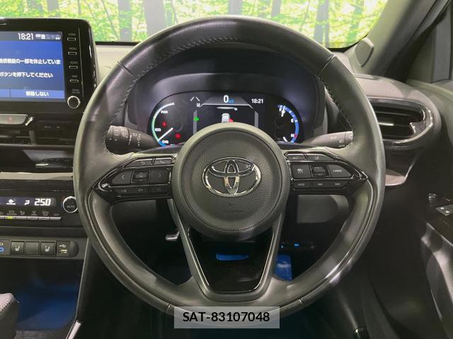 Toyota YARIS CROSS 2023-09 8219154-6