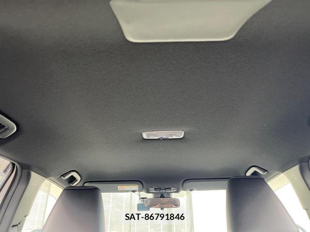 Toyota YARIS CROSS 2023-08 8219452-13