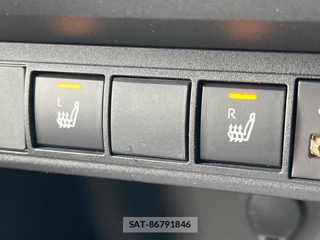 Toyota YARIS CROSS 2023-08 8219452-5