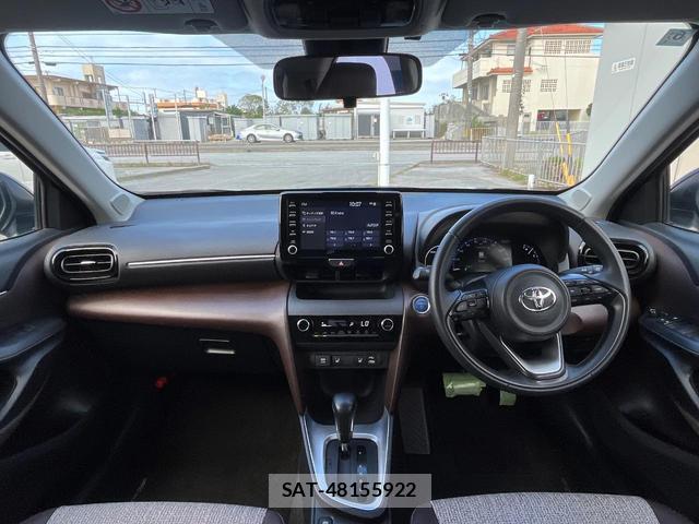 Toyota YARIS CROSS 2022-06 8219671-1