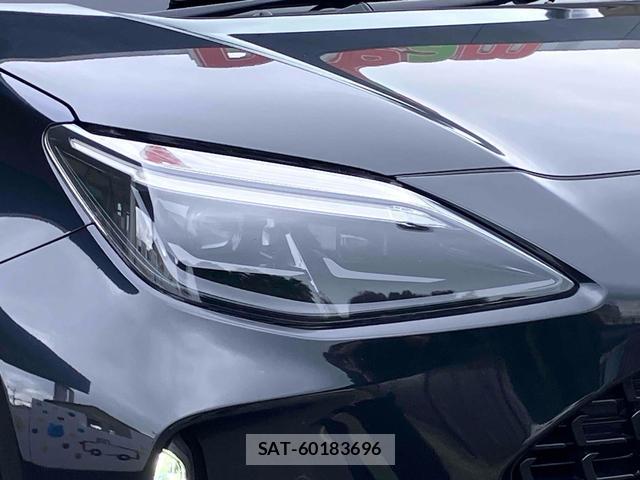Toyota YARIS CROSS 2021-05 8219748-14
