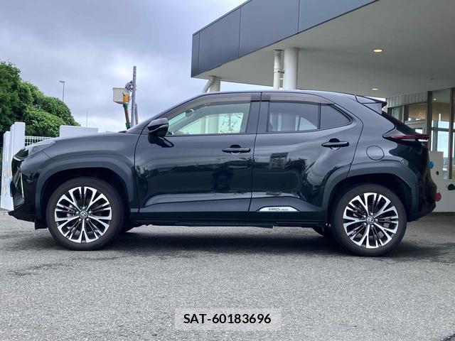 Toyota YARIS CROSS 2021-05 8219748-8