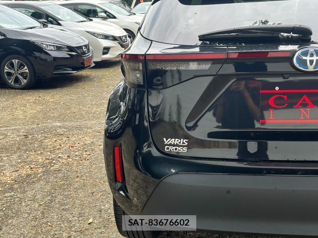 Toyota YARIS CROSS 2023-08 8219884-12