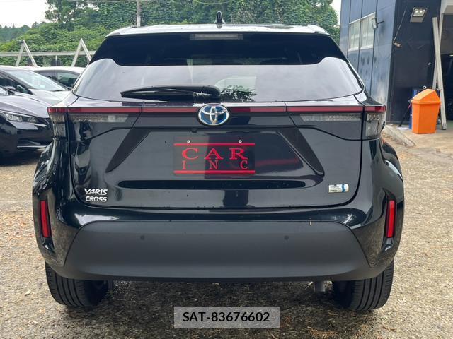 Toyota YARIS CROSS 2023-08 8219884-7