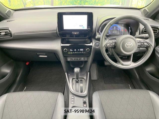 Toyota YARIS CROSS 2024-05 8220112-1