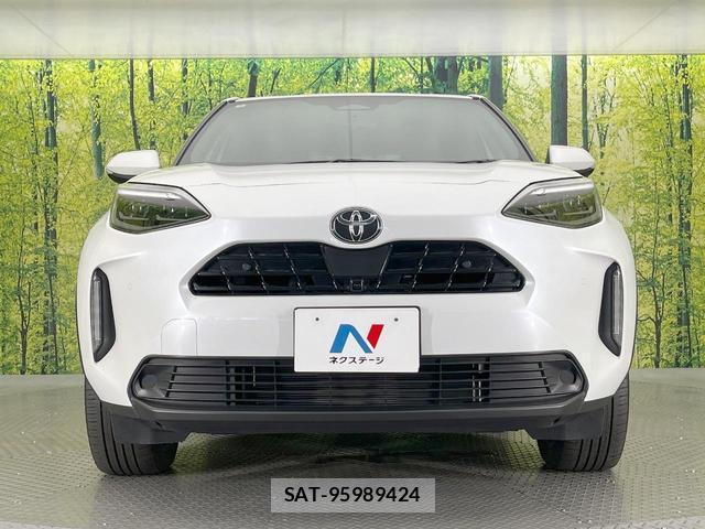 Toyota YARIS CROSS 2024-05 8220112-13