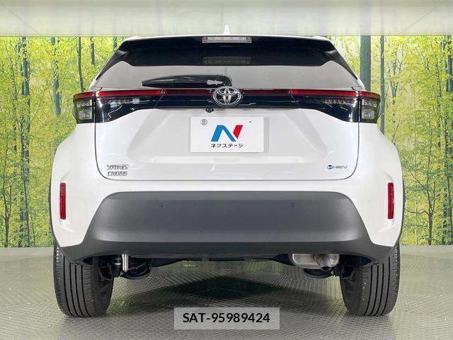 Toyota YARIS CROSS 2024-05 8220112-14