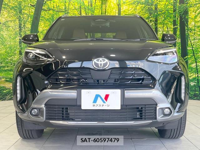 Toyota YARIS CROSS 2025-03 8220207-13