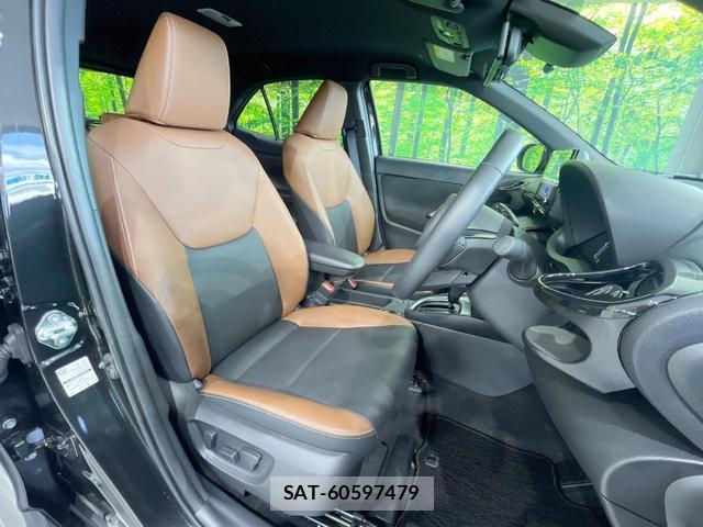 Toyota YARIS CROSS 2025-03 8220207-7