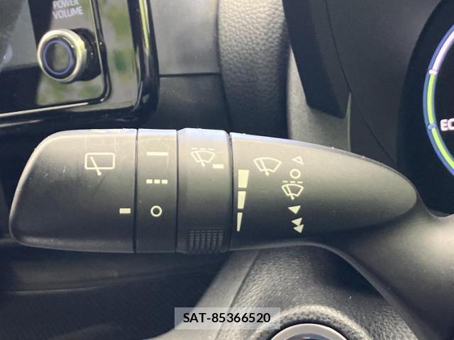 Toyota YARIS CROSS 2023-12 8220224-13