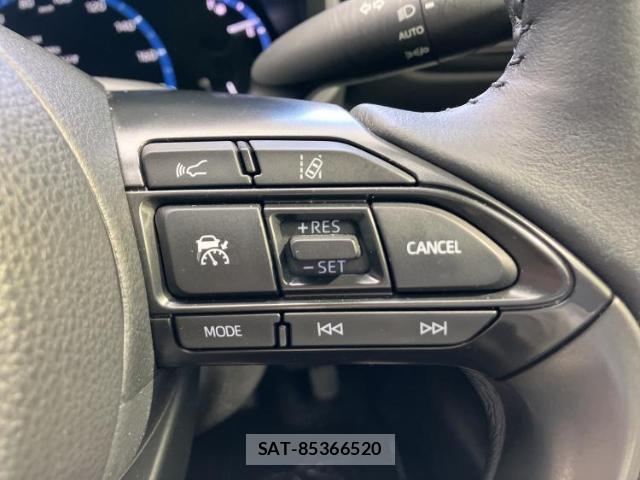 Toyota YARIS CROSS 2023-12 8220224-17