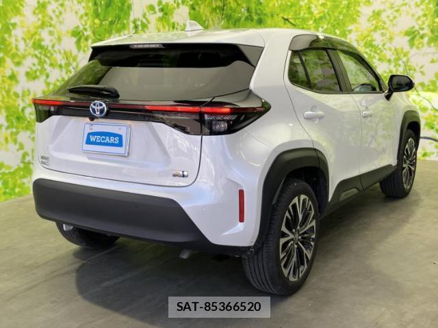 Toyota YARIS CROSS 2023-12 8220224-2