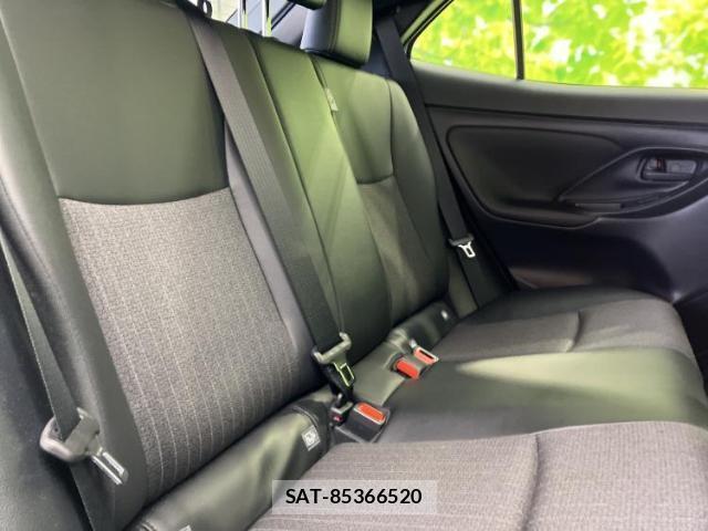 Toyota YARIS CROSS 2023-12 8220224-4
