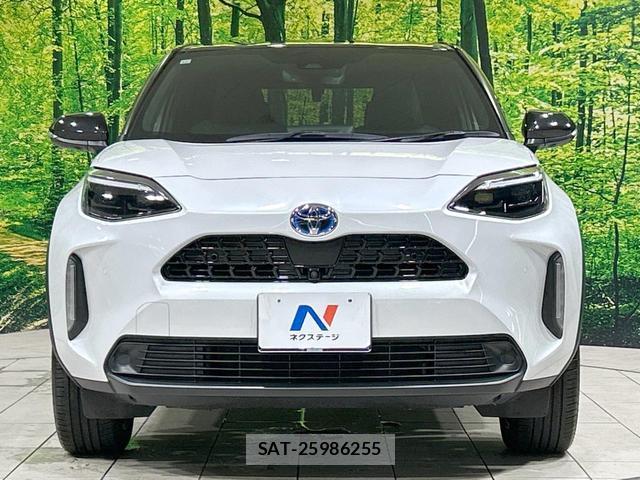 Toyota YARIS CROSS 2023-12 8220285-13