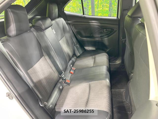 Toyota YARIS CROSS 2023-12 8220285-8