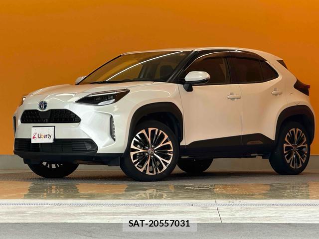 Toyota YARIS CROSS 2023-03 8221042-1