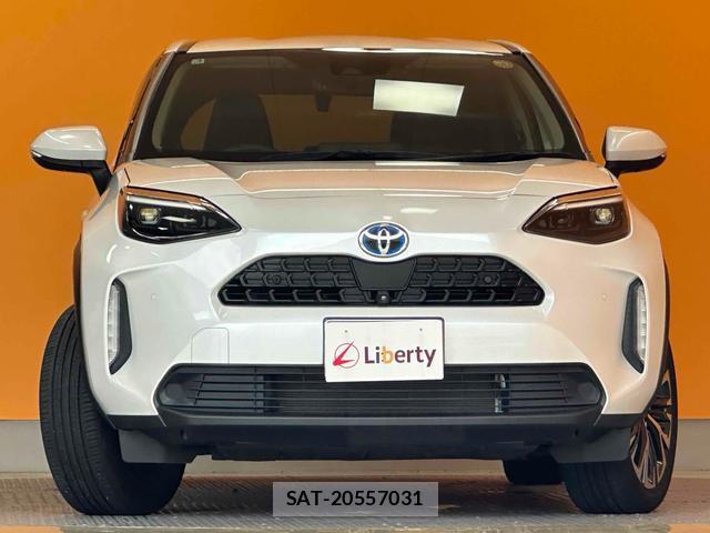 Toyota YARIS CROSS 2023-03 8221042-8